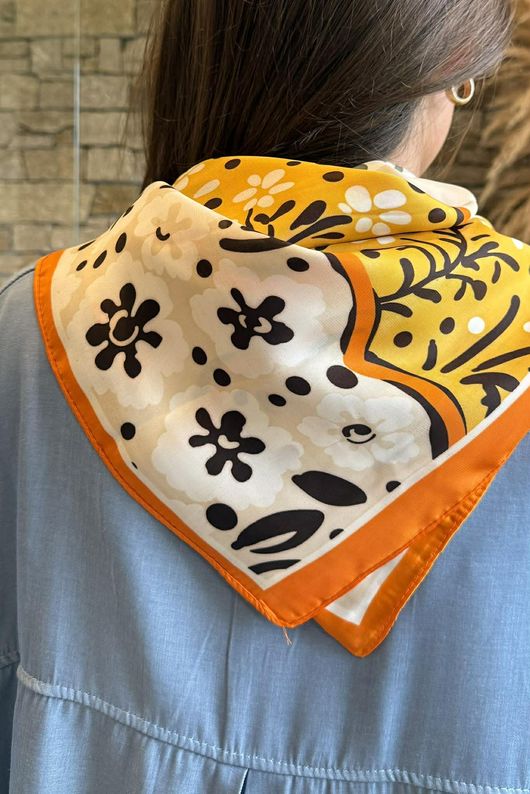 Matteao Silky Blend Square Scarf Orange